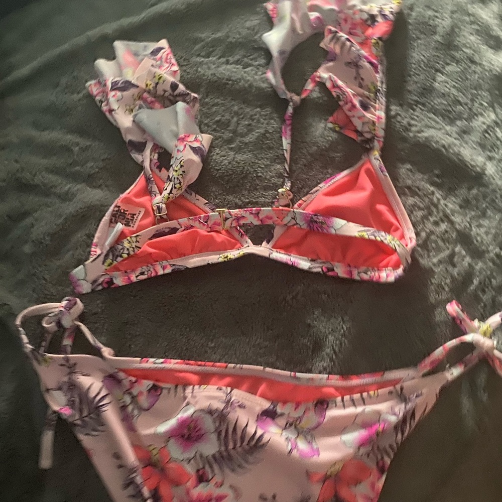 Swimsuit - Picture 2 of 2